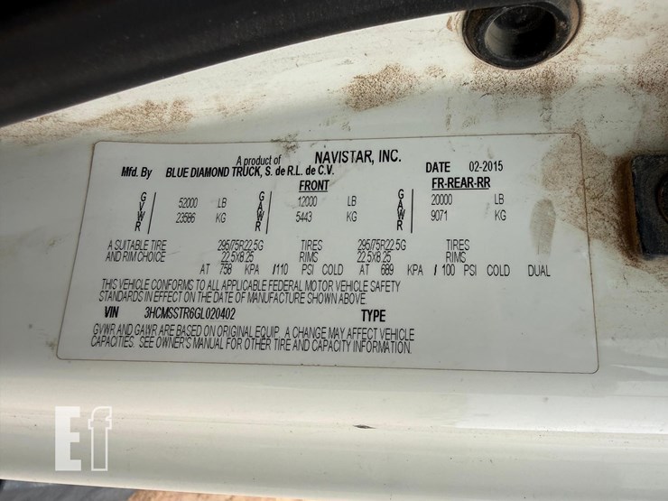 2016-international-durastar-4400-image-36