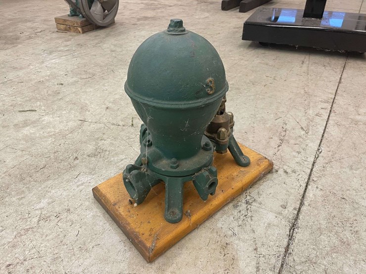 goulds-pump-display-image-4