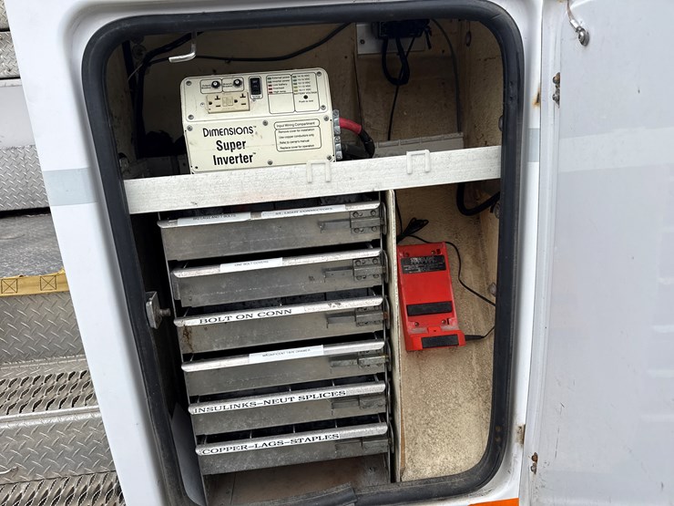 2015-ford-f550-image-34