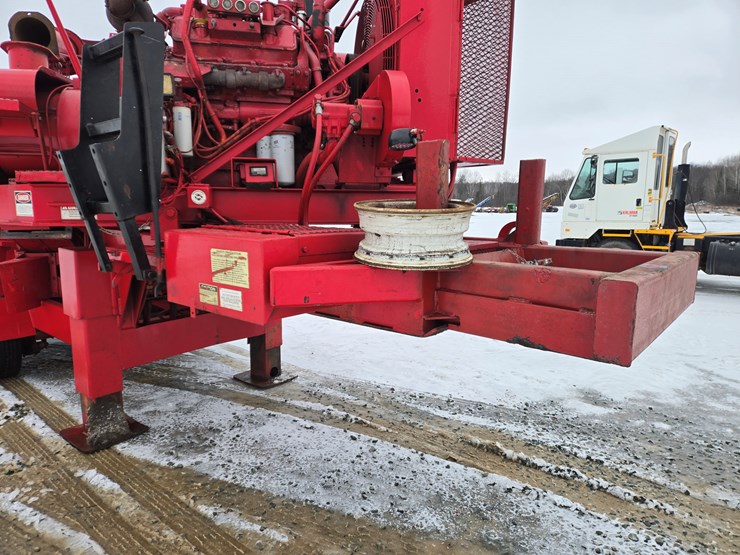 1994-massey-ferguson-8-image-10