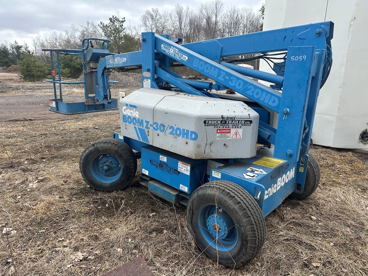 #2364-•-genie-boom-z-30/20hd-boom-lift-image-3