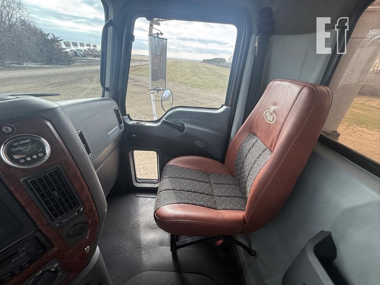 2007-mack-pinnacle-cxp613-image-45