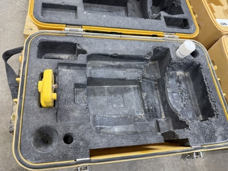 spectra-precision-det-2-theodolite-image-7