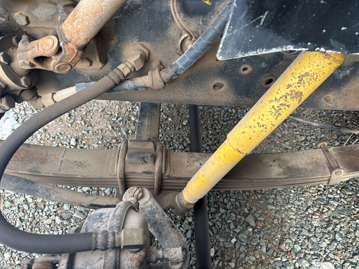 1995-international-8100-image-73