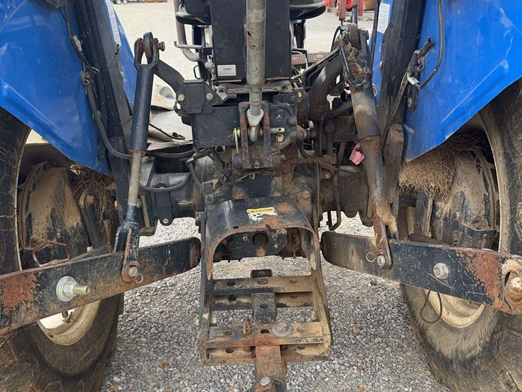 new-holland-tt55-image-16