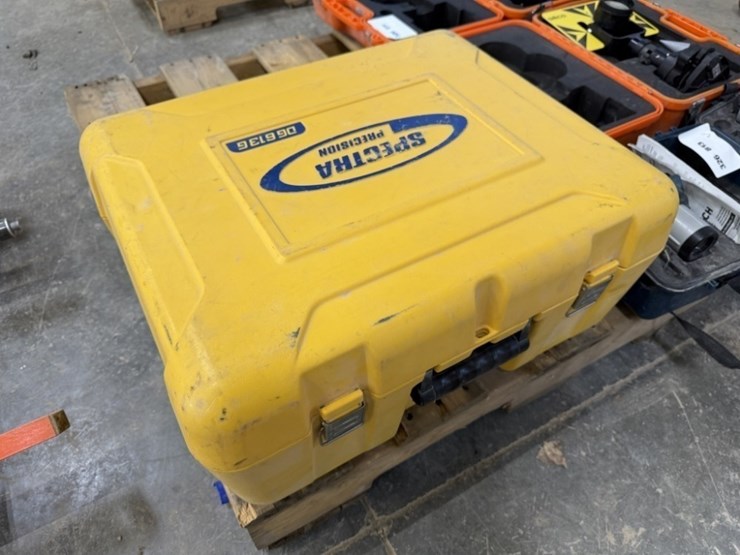 spectra-precision-dg613g-pipe-laser-image-11