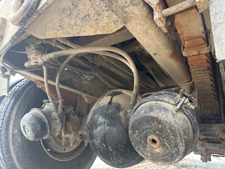 1997-massey-ferguson-8-image-60