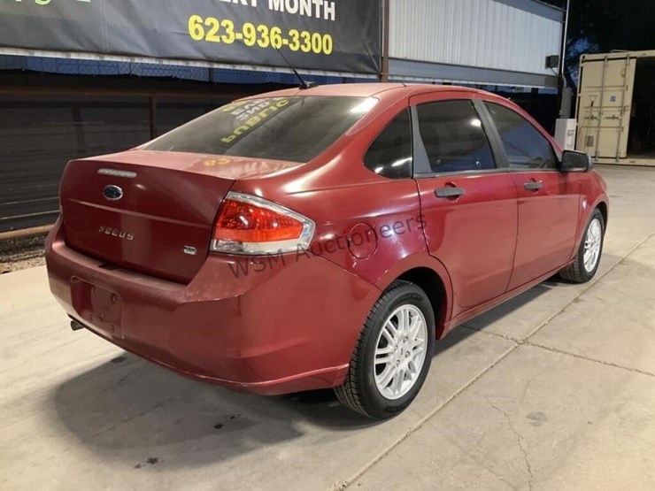 2011-ford-focus-se-sdn-image-7