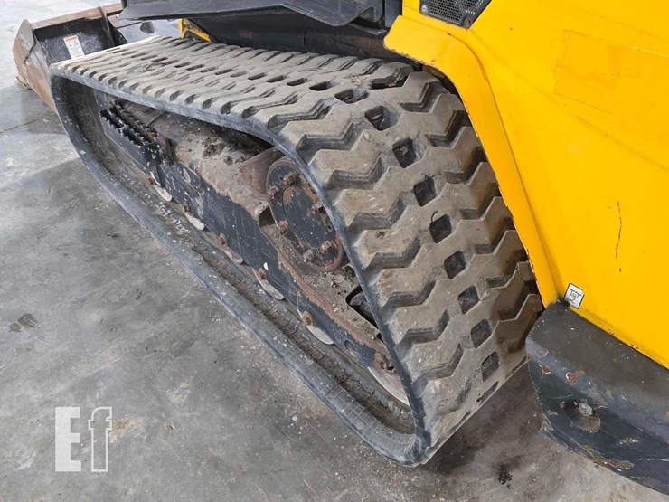 2020-jcb-3ts-8t-image-26