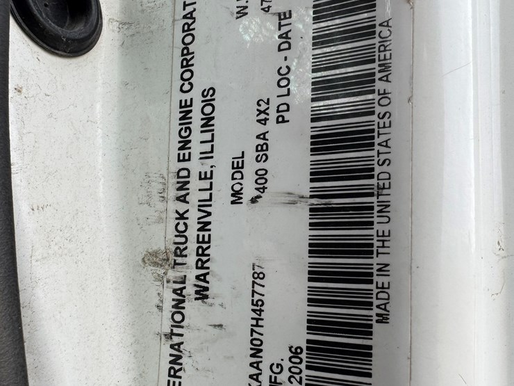 2007-international-durastar-4400-image-73