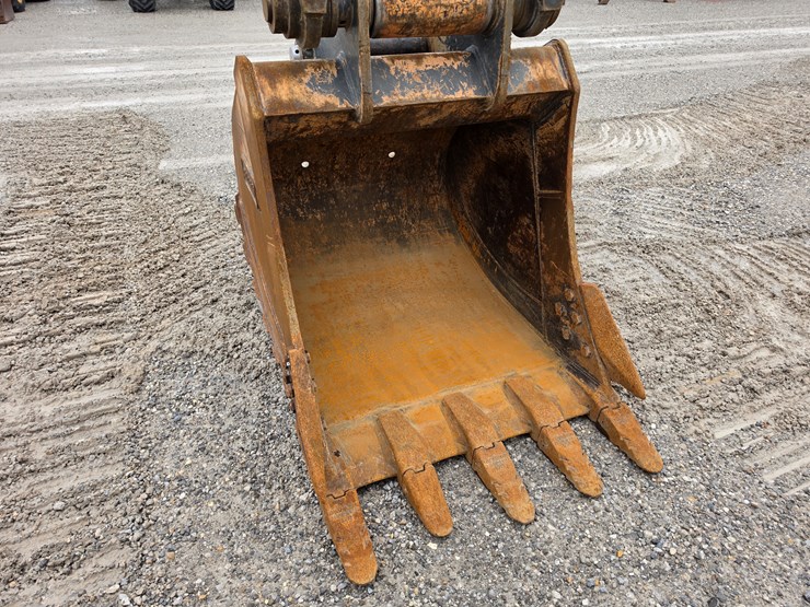 2022-doosan-dx225-lc-image-4