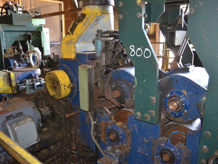 newman-16-knife-motorized-planer-w/-150hp-motor-on-top-head-w/-75hp-motor-on-bottom-head-w/-20hp-motor-of-drive-rolls-image-2