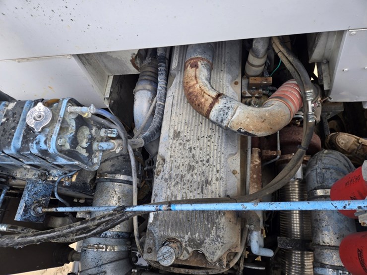 massey-ferguson-8-image-69