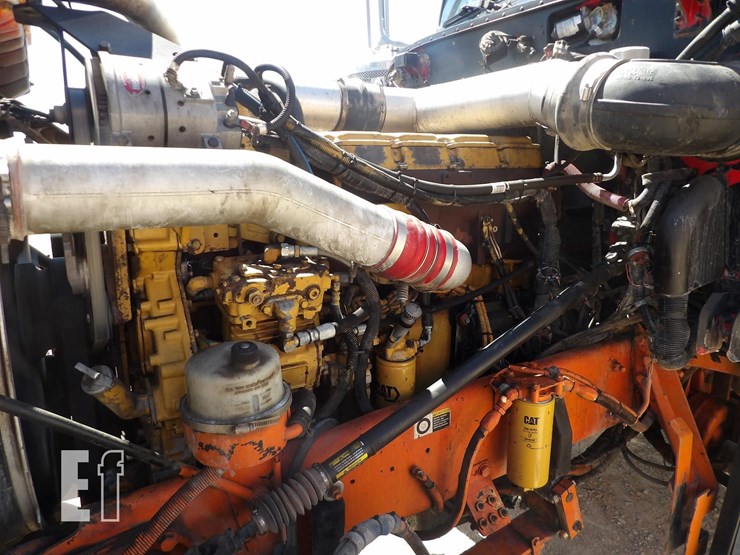 2008-peterbilt-389-image-27