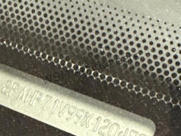 2009-ford-crown-victoria-sdn-image-16