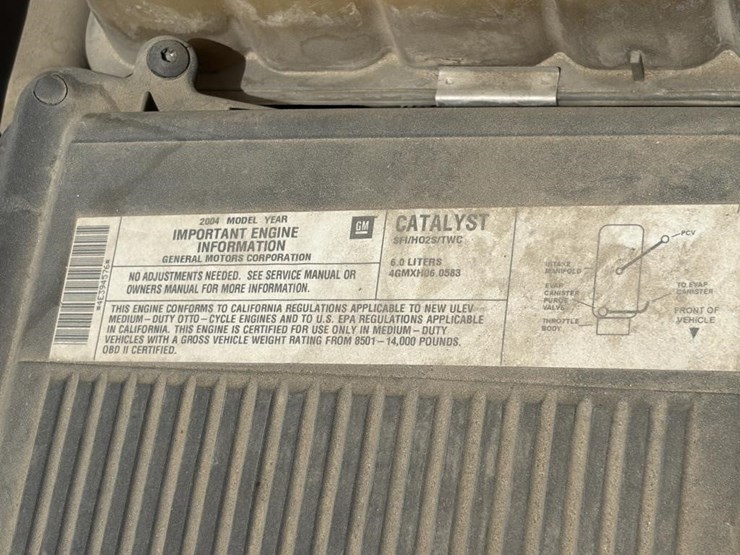 2004-chevrolet-silverado-2500hd-image-8