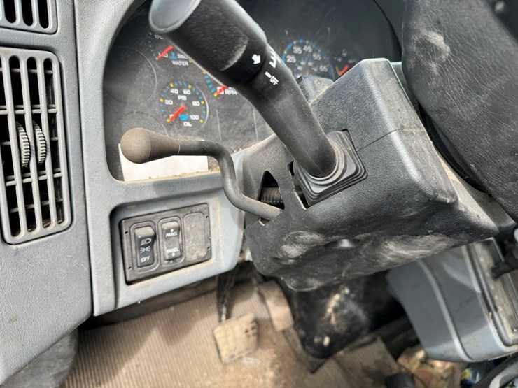 2007-international-durastar-4200-image-36