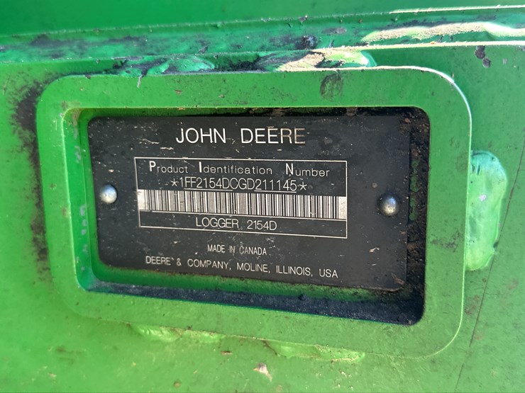 2016-deere-2154d-image-90