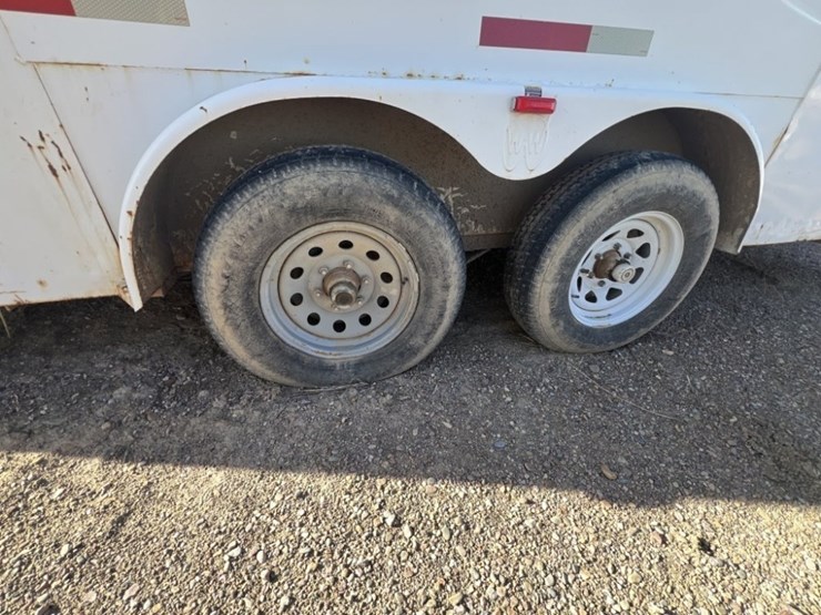 2013-w-w-t/a-cargo-trailer-image-6