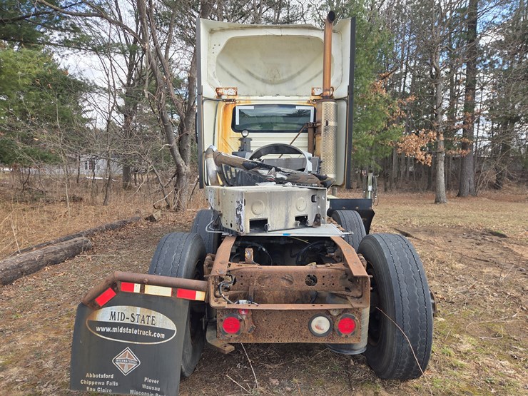 2012-international-prostar-image-4