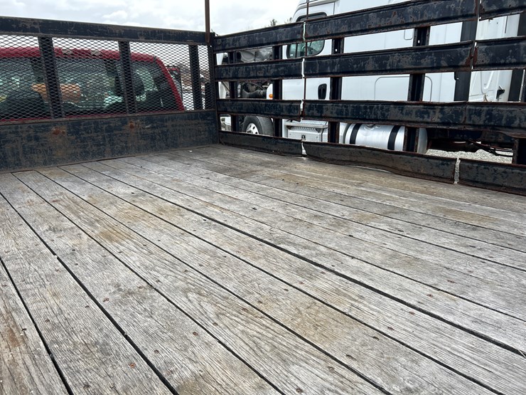 2006-chevrolet-3500-image-23