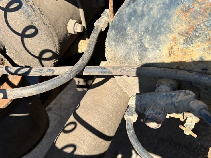 #1114-•-2005-western-star-tri-axle-heavy-haul-truck-tractor-image-23