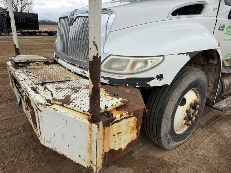 2007-international-durastar-4400-image-10