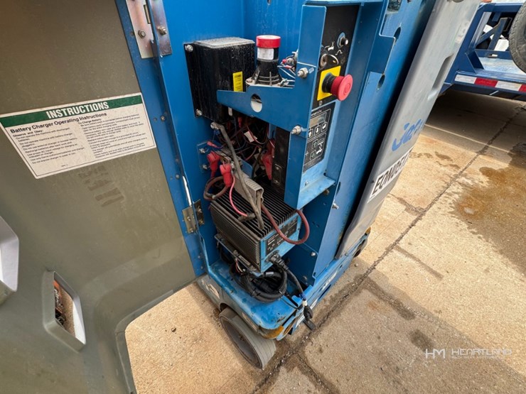 2013-genie-gr20-image-7