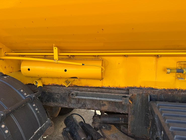 2009-international-workstar-7500-image-30