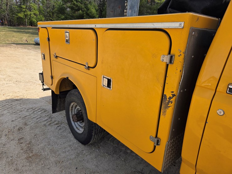 1997-ford-f350-image-18