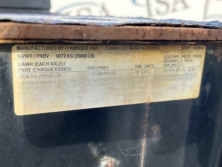 2016-massey-ferguson-8-image-34