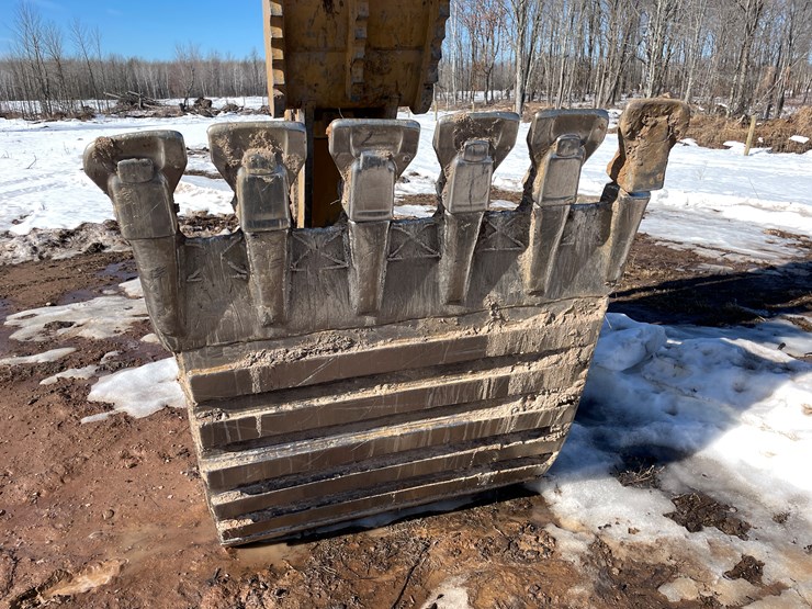 caterpillar-330c-image-9