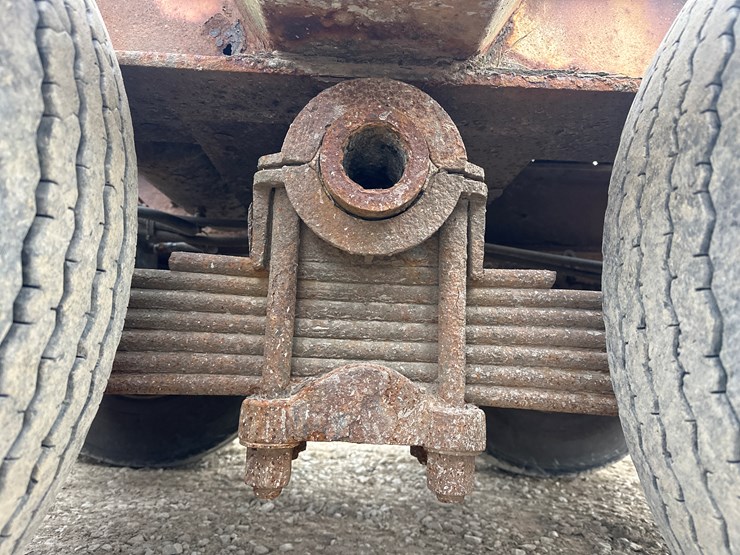 1986-massey-ferguson-8-image-26