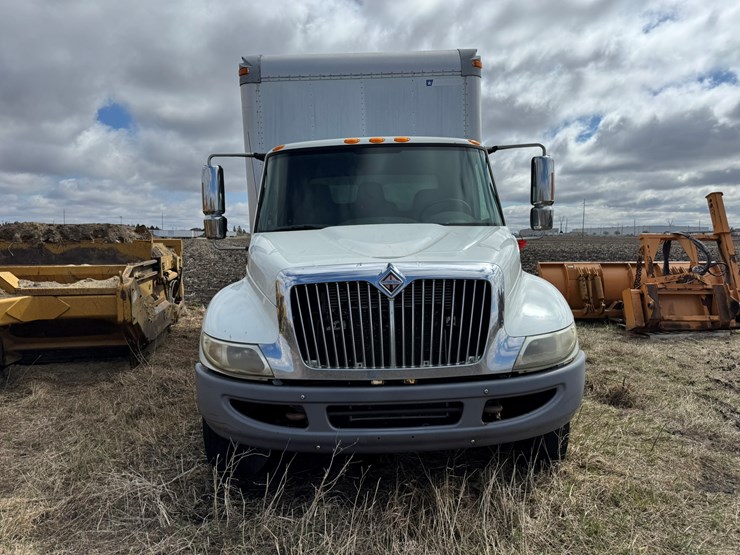 2007-international-durastar-4200-image-7