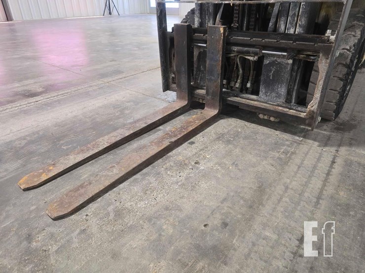 2019-caterpillar-gp25n-image-9