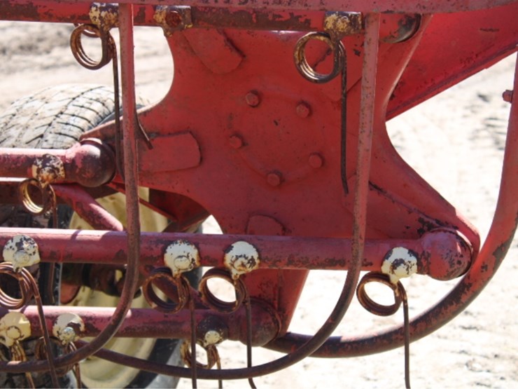 new-holland-55-image-8