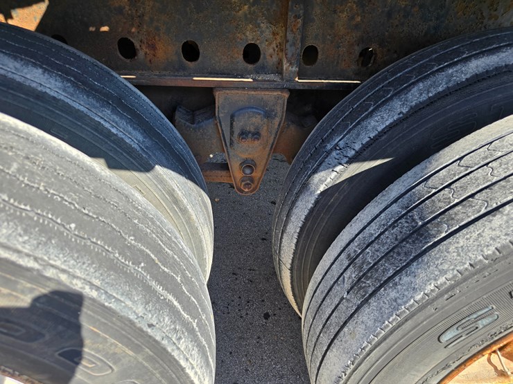 1986-utility-flatbed-image-56