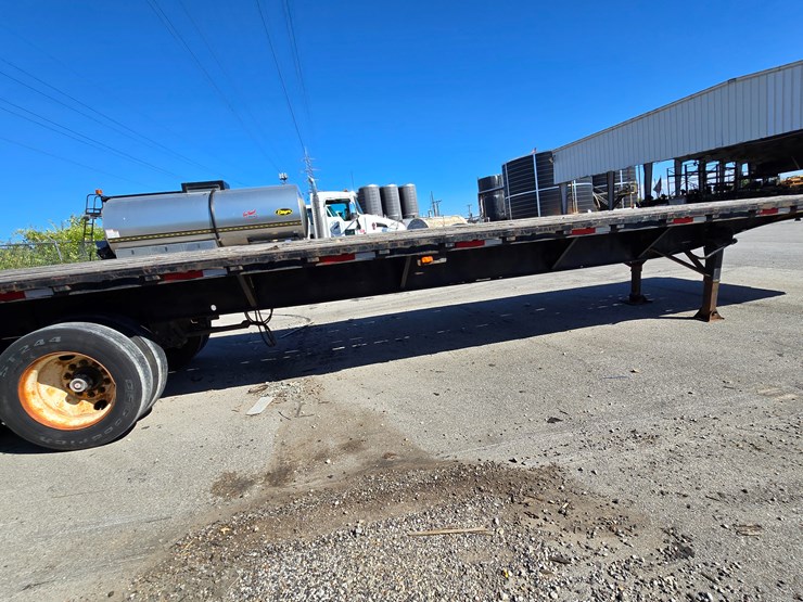 1986-utility-flatbed-image-26