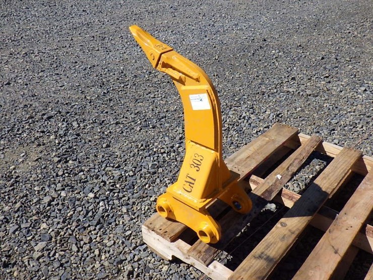 caterpillar-303-image-3