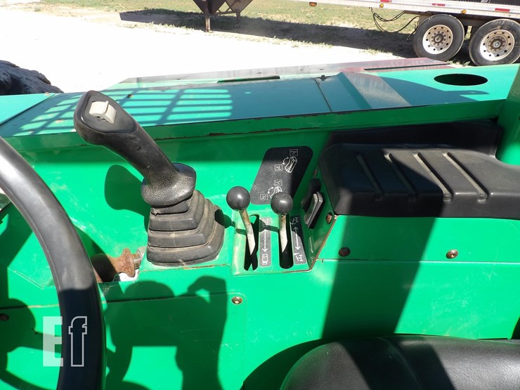 2017-sky-trak-10042-image-12