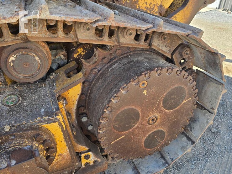 2008-deere-750j-image-27