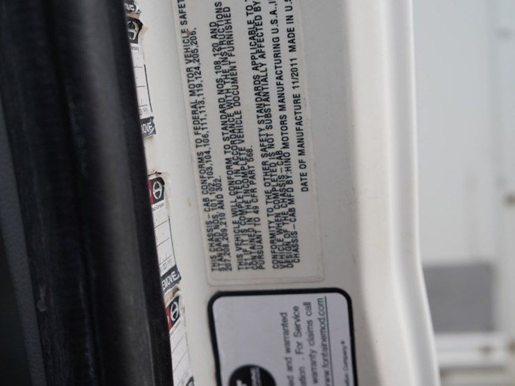 2012-hino-338-image-9