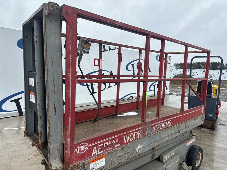 massey-ferguson-8-image-9