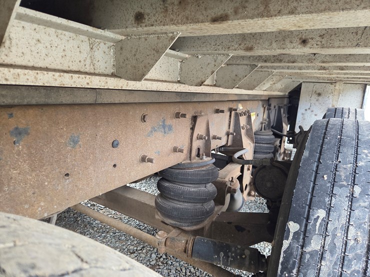 2006-massey-ferguson-8-image-35