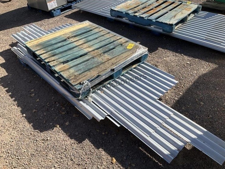 pallet-of-asst-steel-siding-/-roofing-image-3