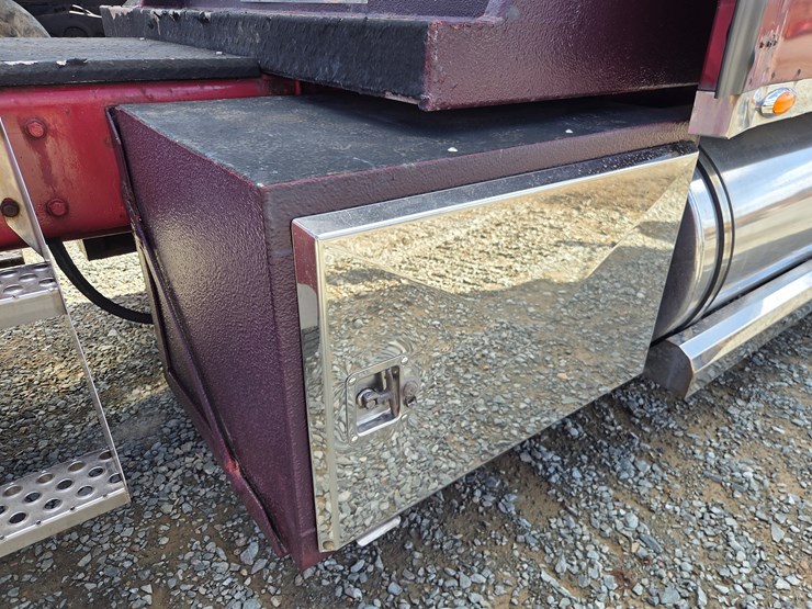 2006-kenworth-w900-image-21