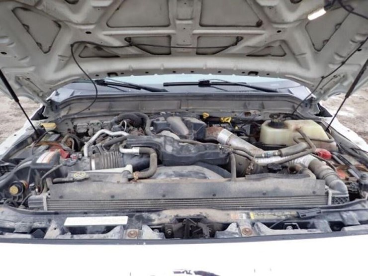 2015-ford-f450-lariat-image-31