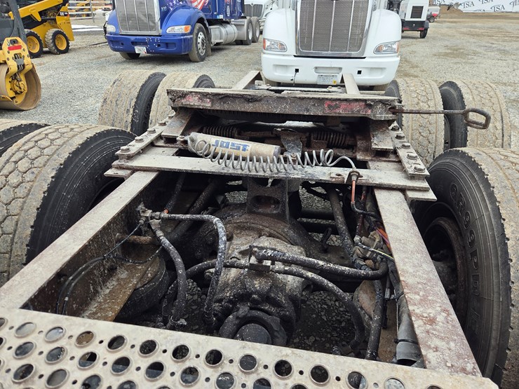 2005-kenworth-t600-image-26