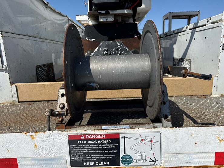 #1070-•-2012-freightliner-boom/crane-truck-image-27