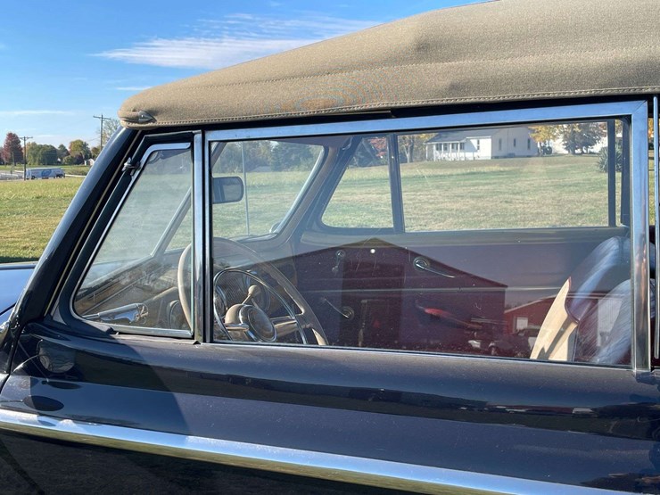 1948-ford-super-deluxe-convertible-image-42